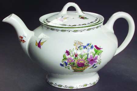 Roslyn Teapot & Lid