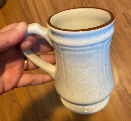 Sandspoint Pedestal Mug