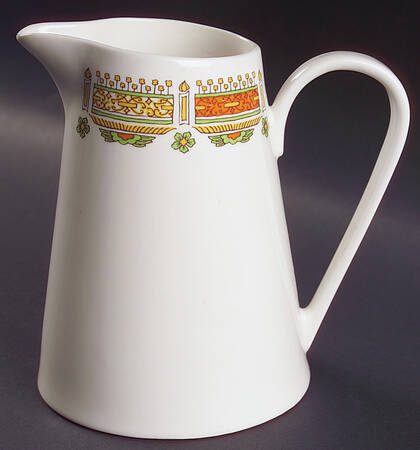 Seville 32 Oz Pitcher