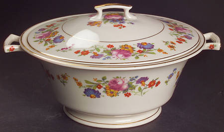 Sharon Round Covered Vegetable
