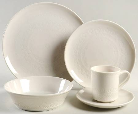 Surf White 5 Piece Place Setting
