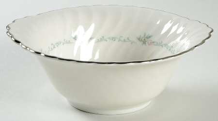 Sweetheart Lugged Cereal Bowl