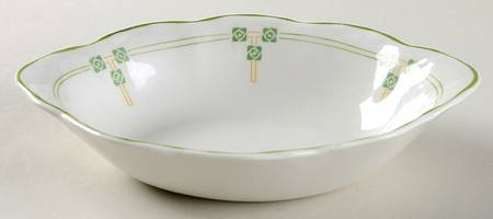 Tudor Rose 7" Pickle Dish
