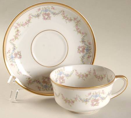 SY18 Flat Cup & Saucer Set