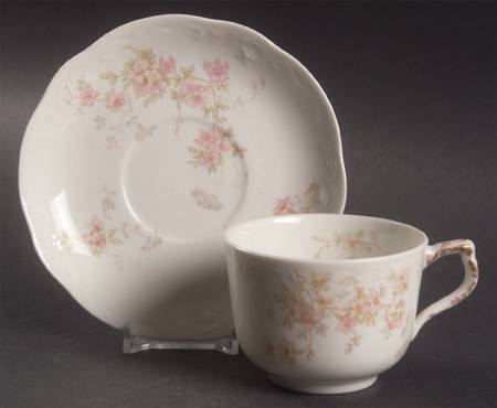 50204 Flat Cup & Saucer Set