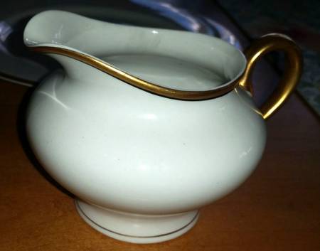 SY20 Creamer