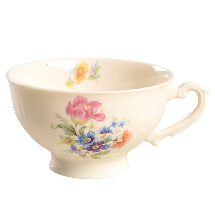 SY38 Footed Cup