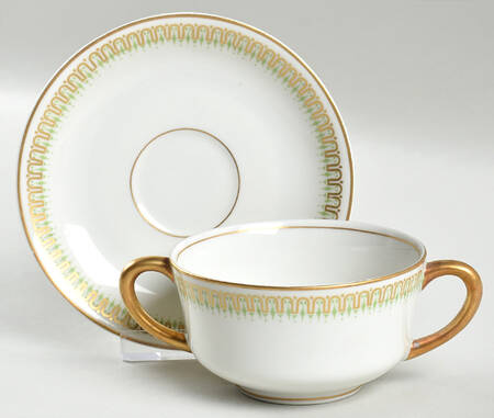 SY42 Bouillon Cup & Saucer