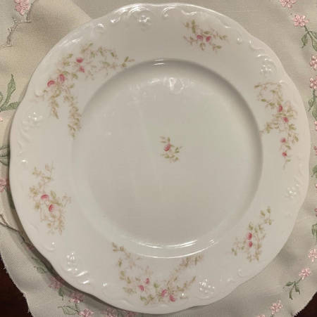 SY59 Dinner Plate