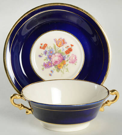 SY63 Footed Cream Soup Bowl & Saucer Set