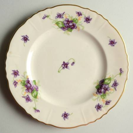 Violets Dessert/Pie Plate