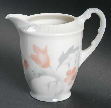 Vogue Coral Creamer