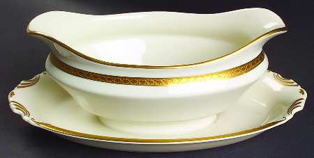 Wayne (No Color Band) Gravy Boat with Attached Underplate