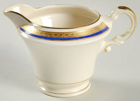 Wayne Blue (Fine China) Creamer