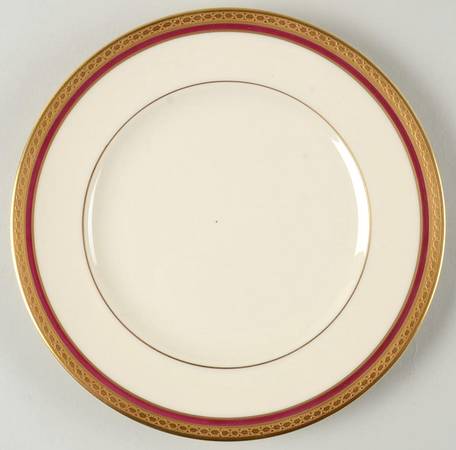 Wayne Maroon Salad Plate