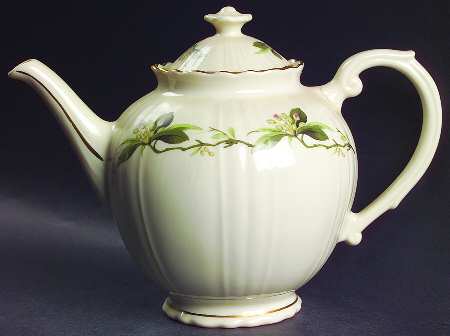 Westvale Teapot & Lid by Syracuse