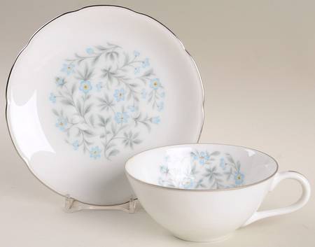 Allaire Flat Cup & Saucer Set