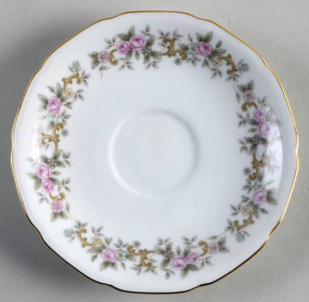 Colette Saucer