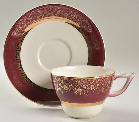 Aristocrat Maroon (No Floral Center) Flat Cup & Saucer Set