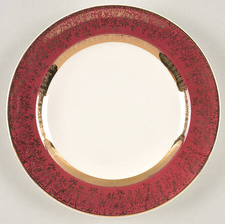 Aristocrat Maroon (No Floral Center) Bread & Butter Plate