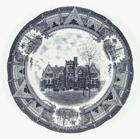 University of Chicago Black (Scalloped) Dinner Plate