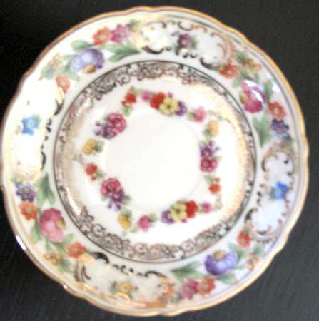 SCH129 Saucer