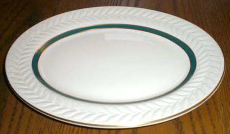 05663 11" Oval Serving Platter