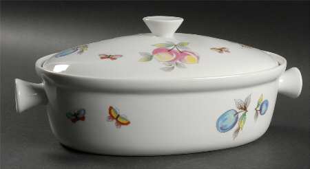 Fruit 4 Qt Oval Covered Casserole