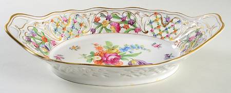 Chateau Dresden-Royal Dresner Art 11" Pierced Oval Bowl