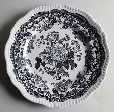 Archive Collection Black Large Dinner Plate