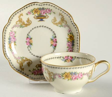 HCZ16 Flat Demitasse Cup & Saucer Set