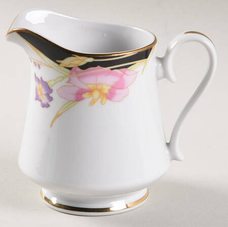 Iris Creamer by Seizan