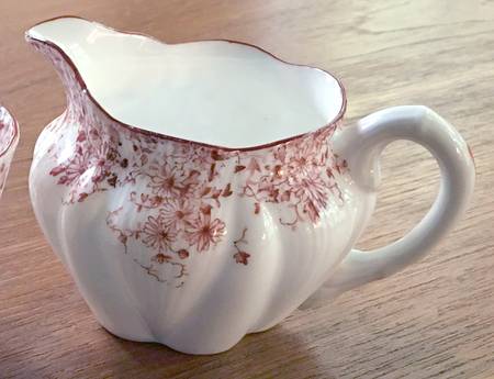 Dainty Sienna Mini Creamer