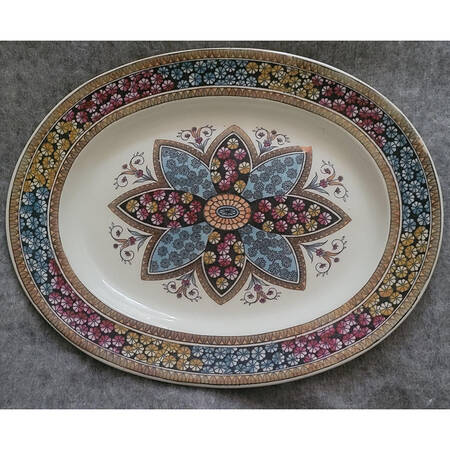 Primrose Multicolor (No Trim) 11" Oval Serving Platter