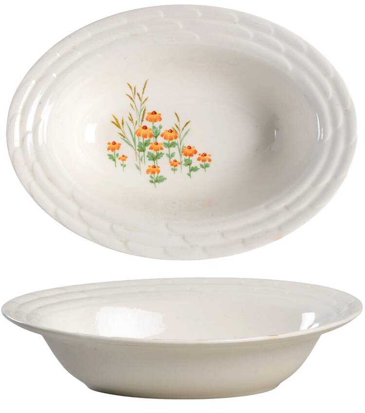 Susanne 9" Oval Vegetable Bowl