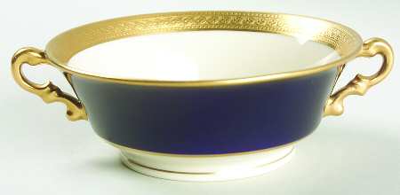 SY279  Footed Cream Soup Bowl