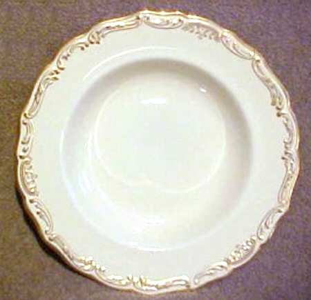 Y1669 Luncheon Plate