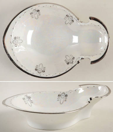 Colonial Nut Dish