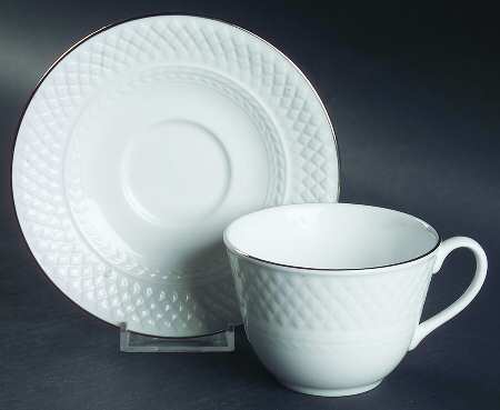 Mansard Platinum Flat Cup & Saucer Set