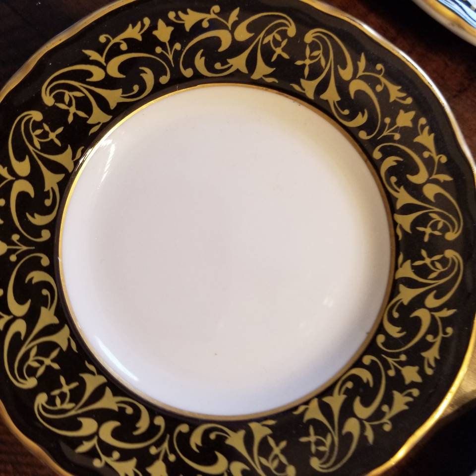 STR19 Bread & Butter Plate
