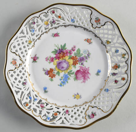 SCH151 Luncheon Plate