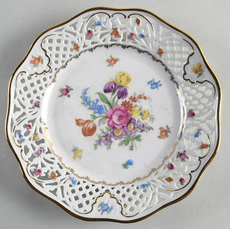 SCH151 Luncheon Plate