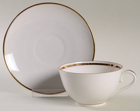 SCH154 Flat Cup & Saucer Set