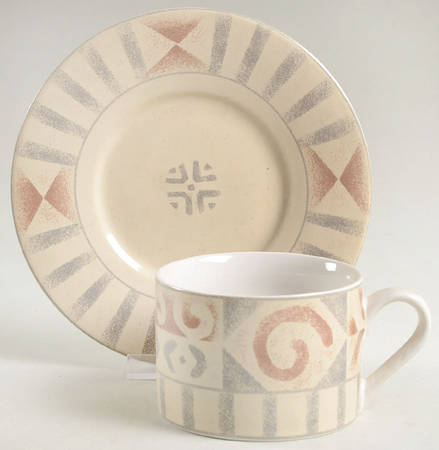 Canyon Flat Cup & Saucer Set