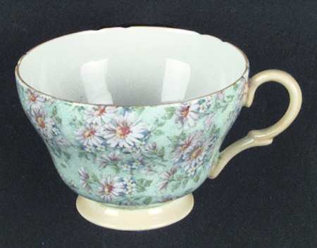 Marguerite (Henley Shape) Footed Cup