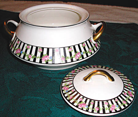 3562 Sugar Bowl & Lid