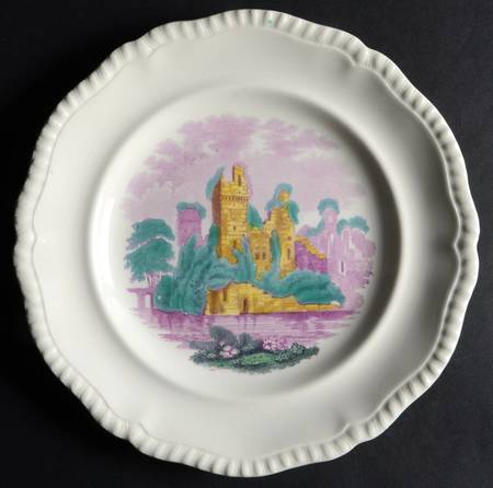 2-8207 Luncheon Plate