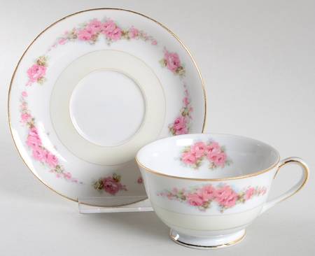 SLL1 Footed Cup & Saucer Set