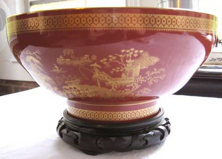 Imperial Garden Red Centerpiece