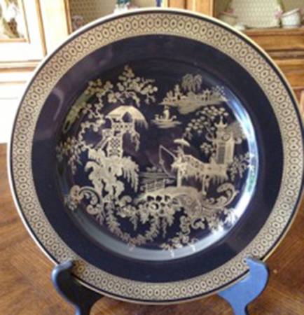 Imperial Garden Black by Spode